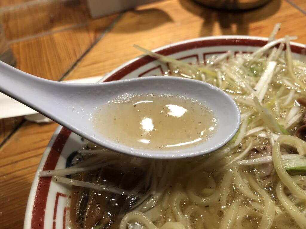 田中そば店　スープ